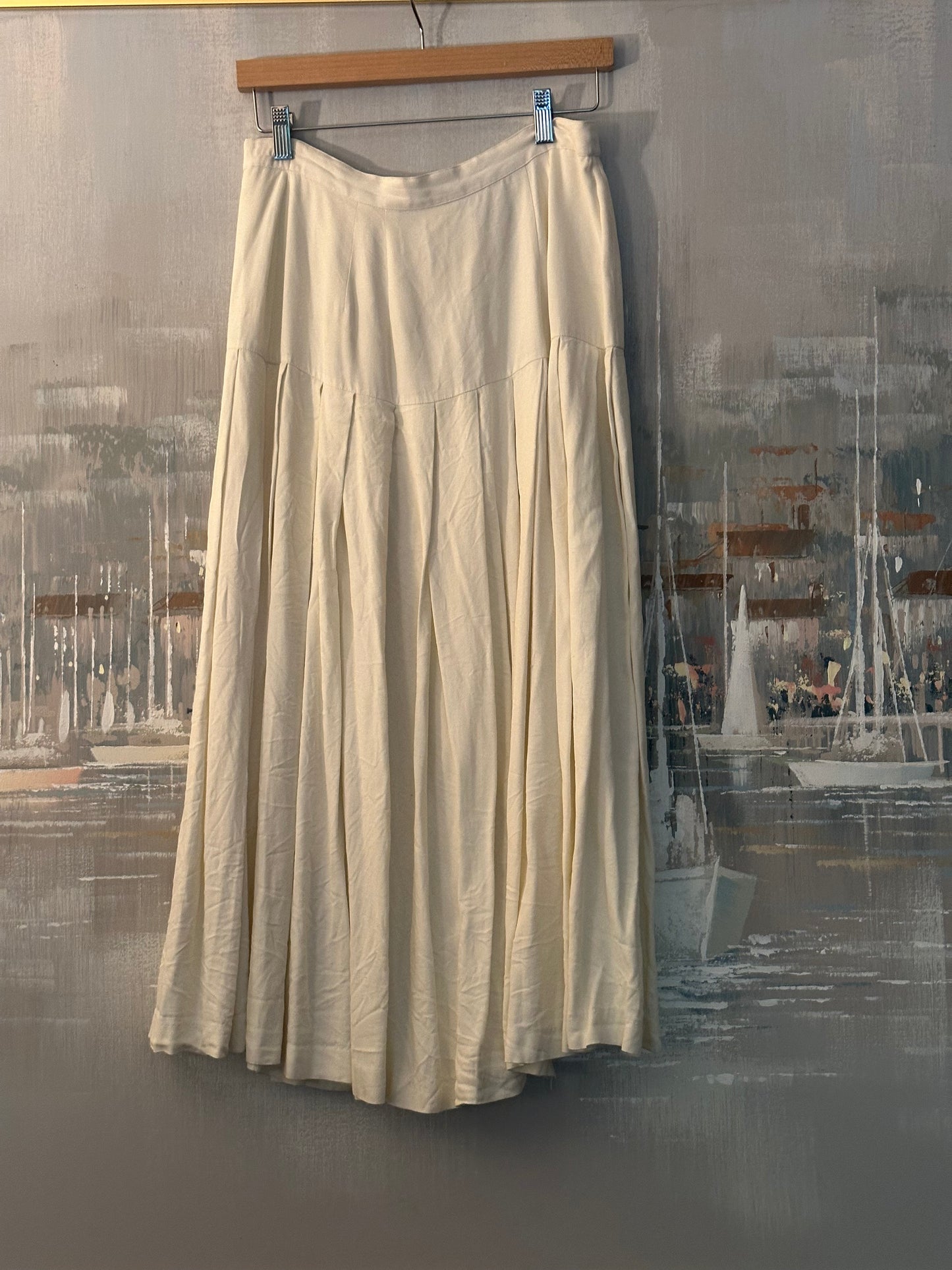80s White Pleated Skirt