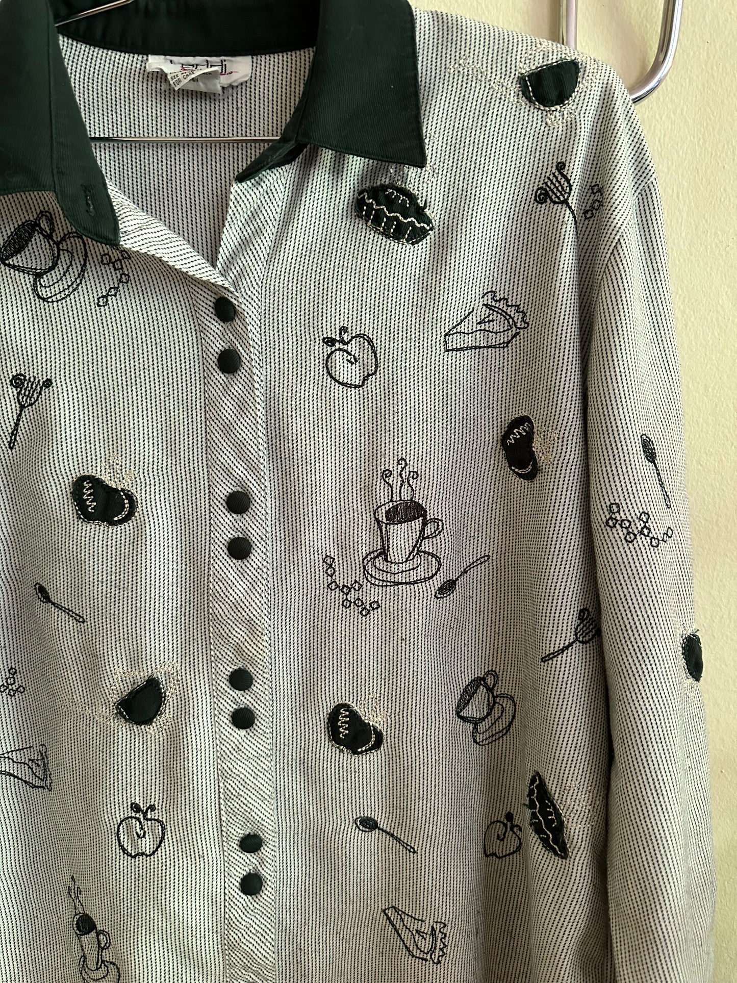 90s Green Embroidered Snack Shirt