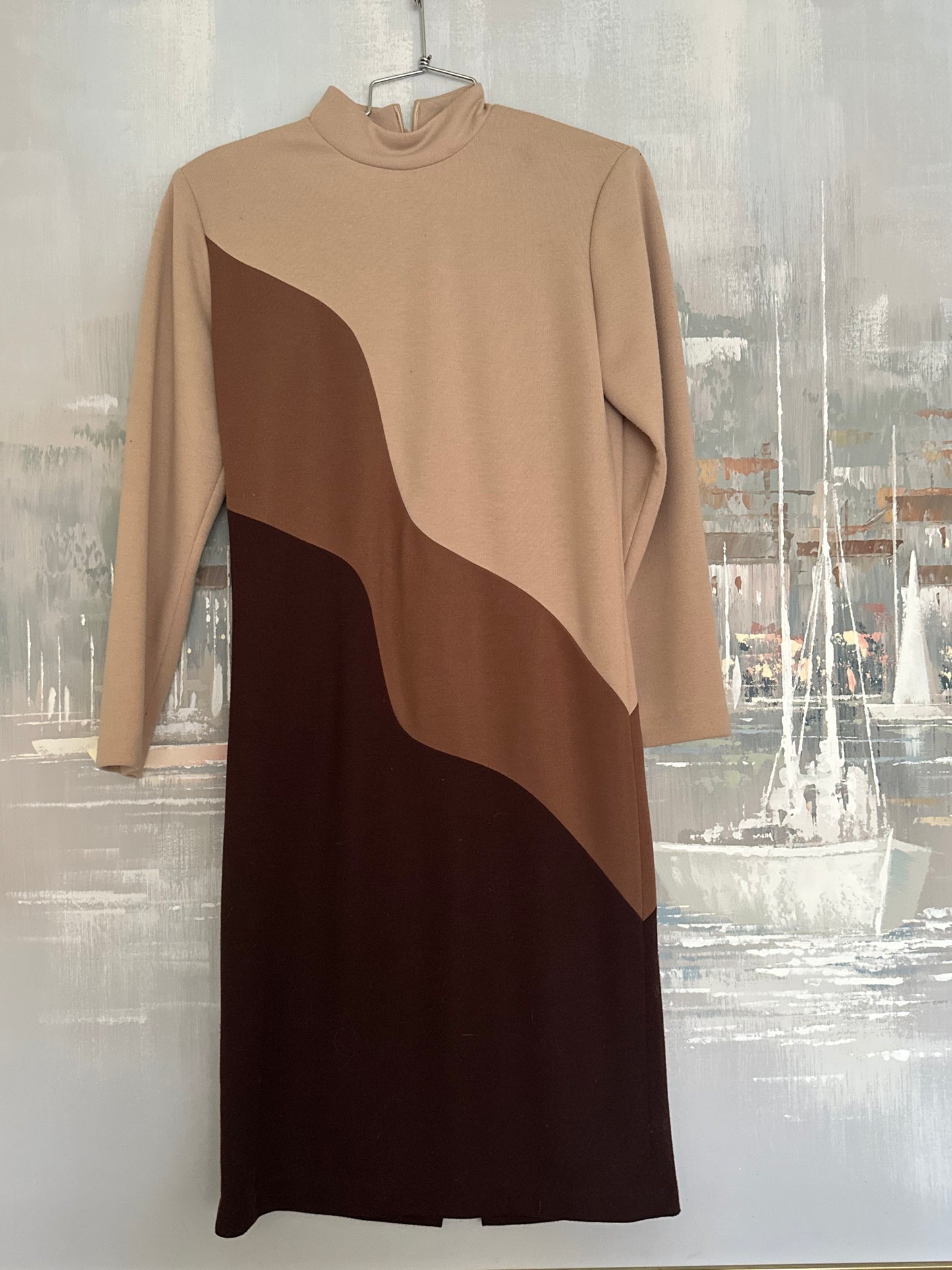 70s Brown Squiggle Dress - Brownstone Studio