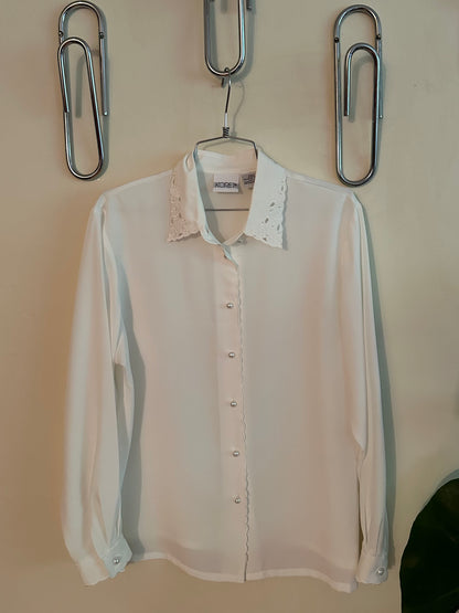 90s White Embroidered Blouse