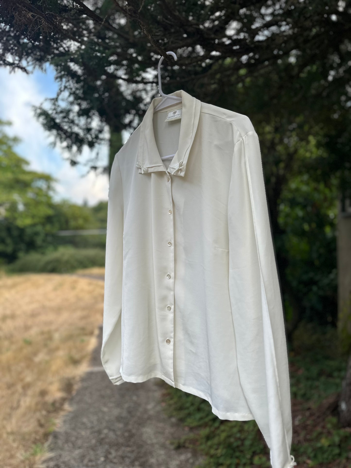 90s Bow Detail White Shirt - Susan Bristol