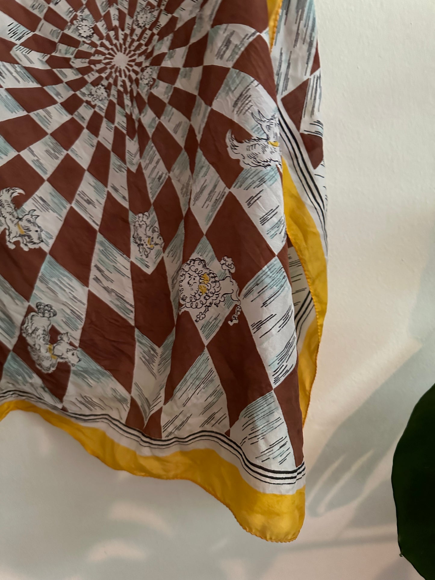 50s Scarf: Checkered Dogs