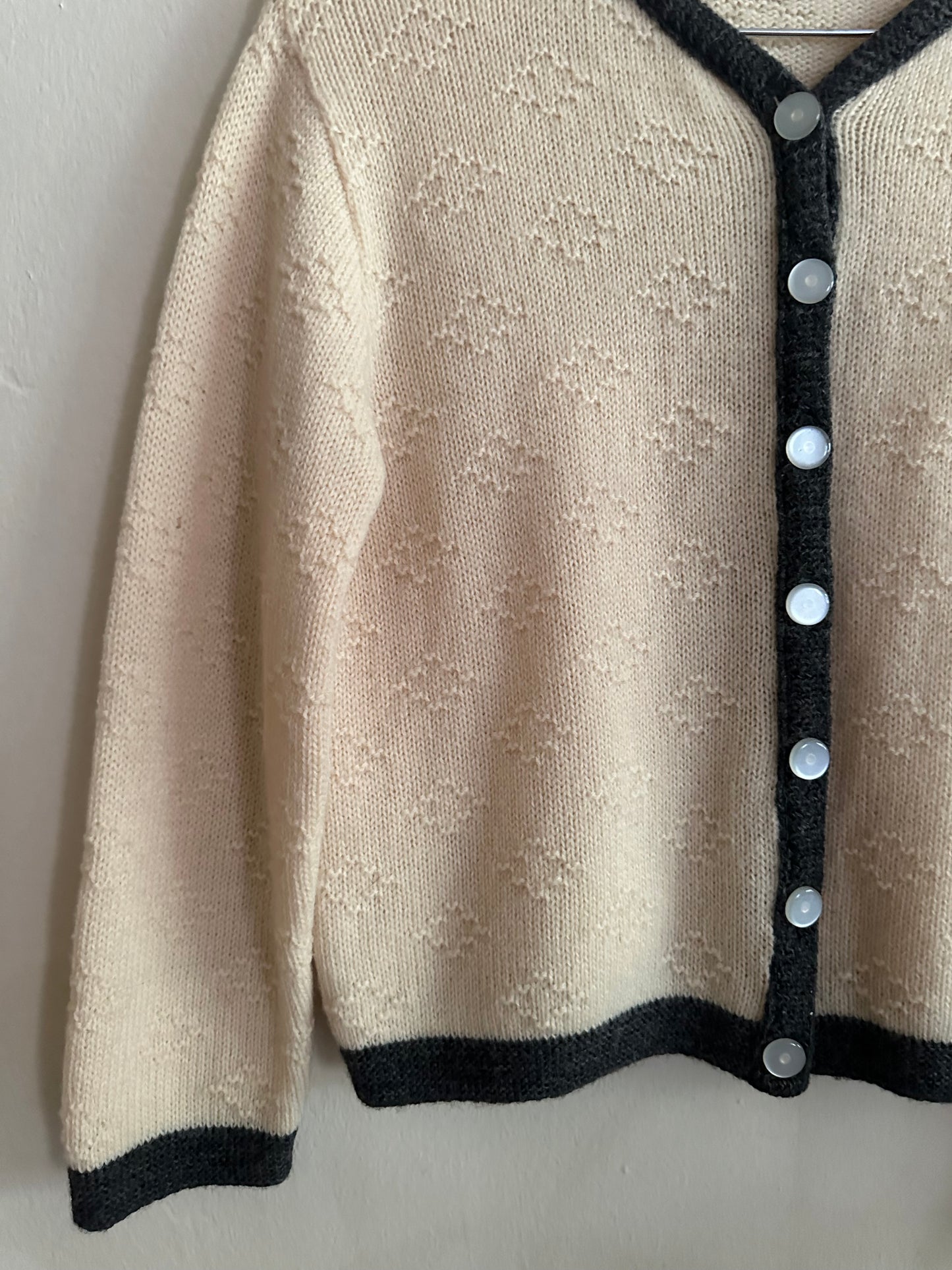 50s/60s White Wool Cardigan