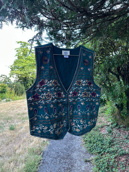 80s/90s Green Embroidered Vest