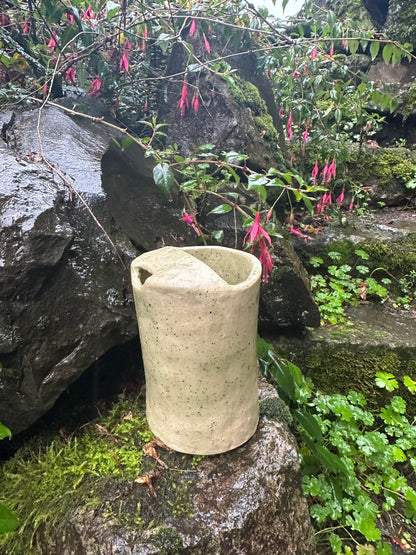 To go mug: green speckled