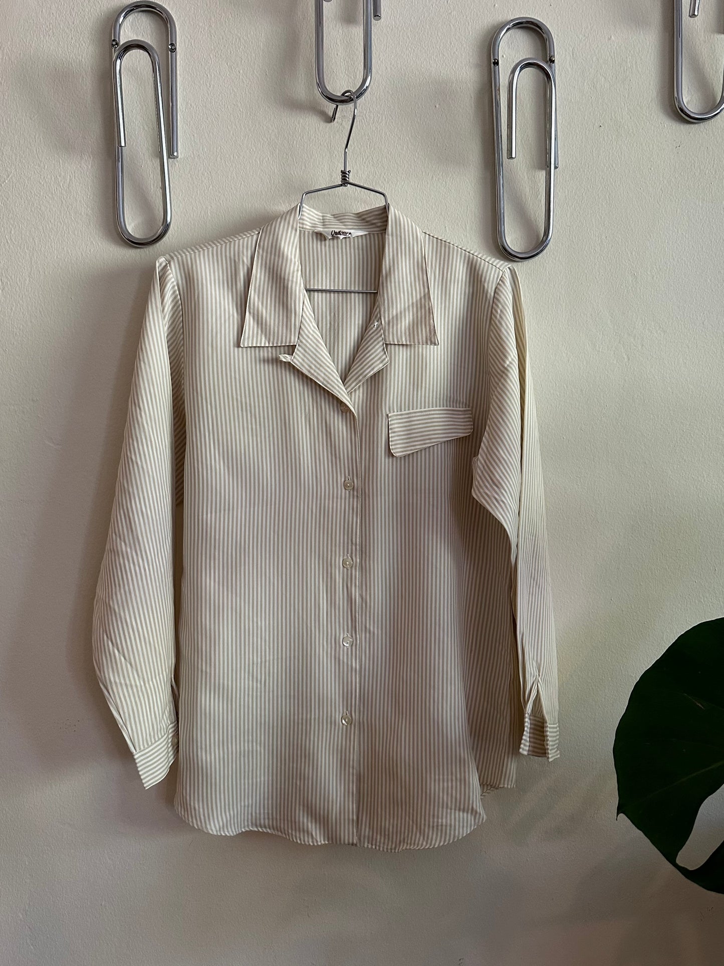 80s White and Tan Striped Blouse