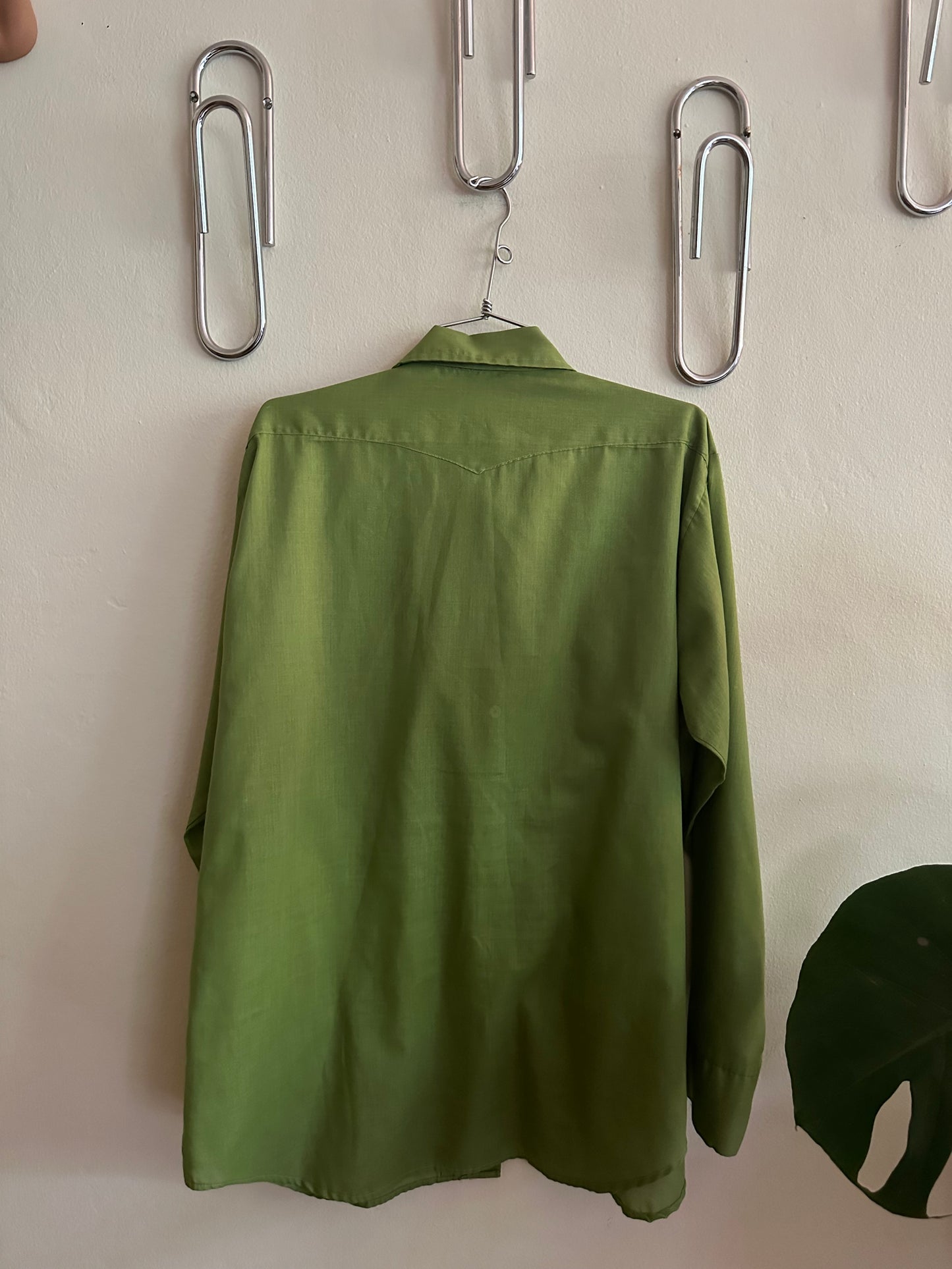 70s Green Embroidered Bull Shirt