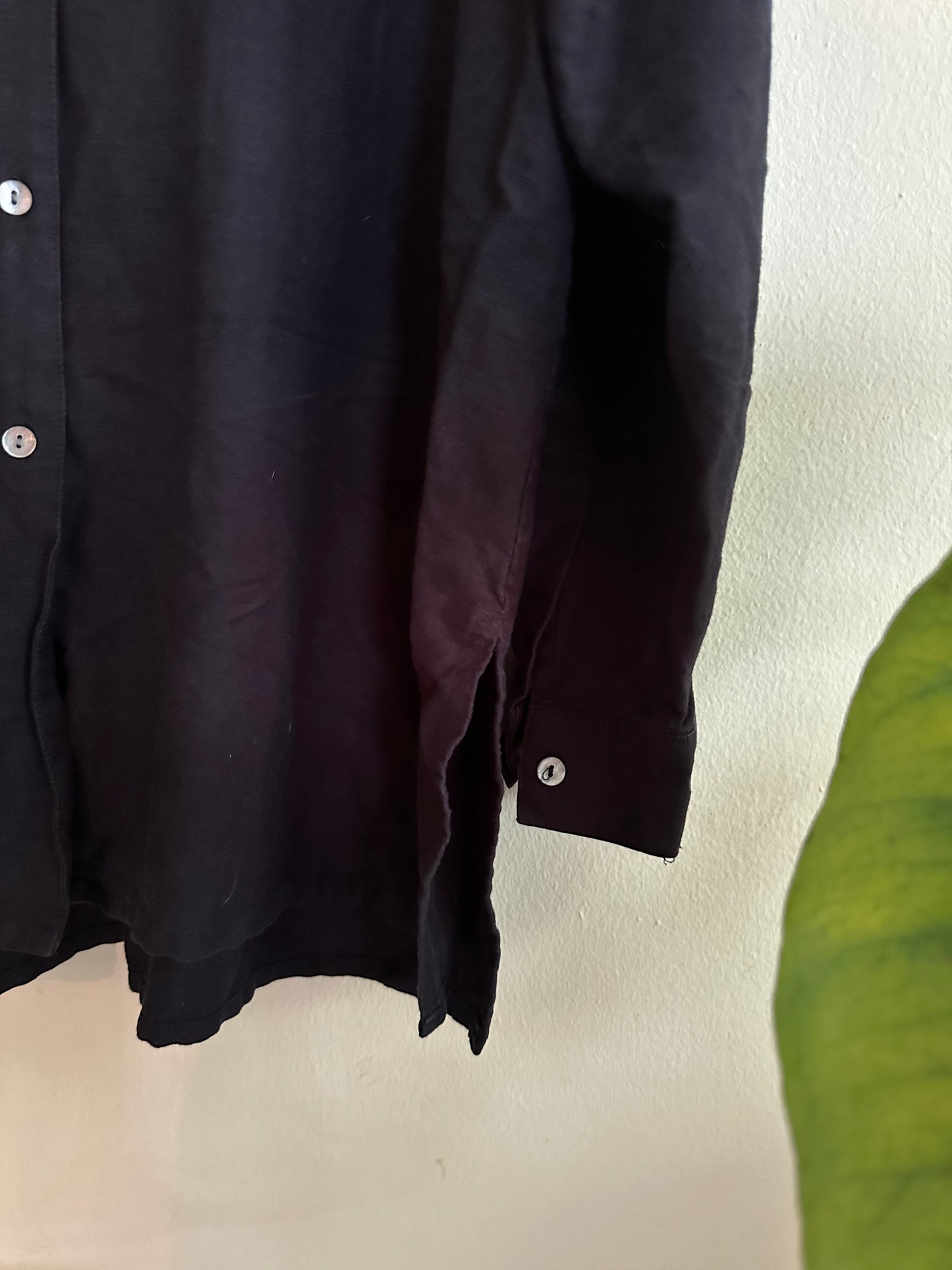 90’s Black Linen Shirt