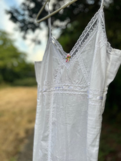 Vintage Dead stock Banana Republic Cotton Slip