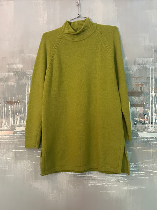 90s Green Turtle Neck