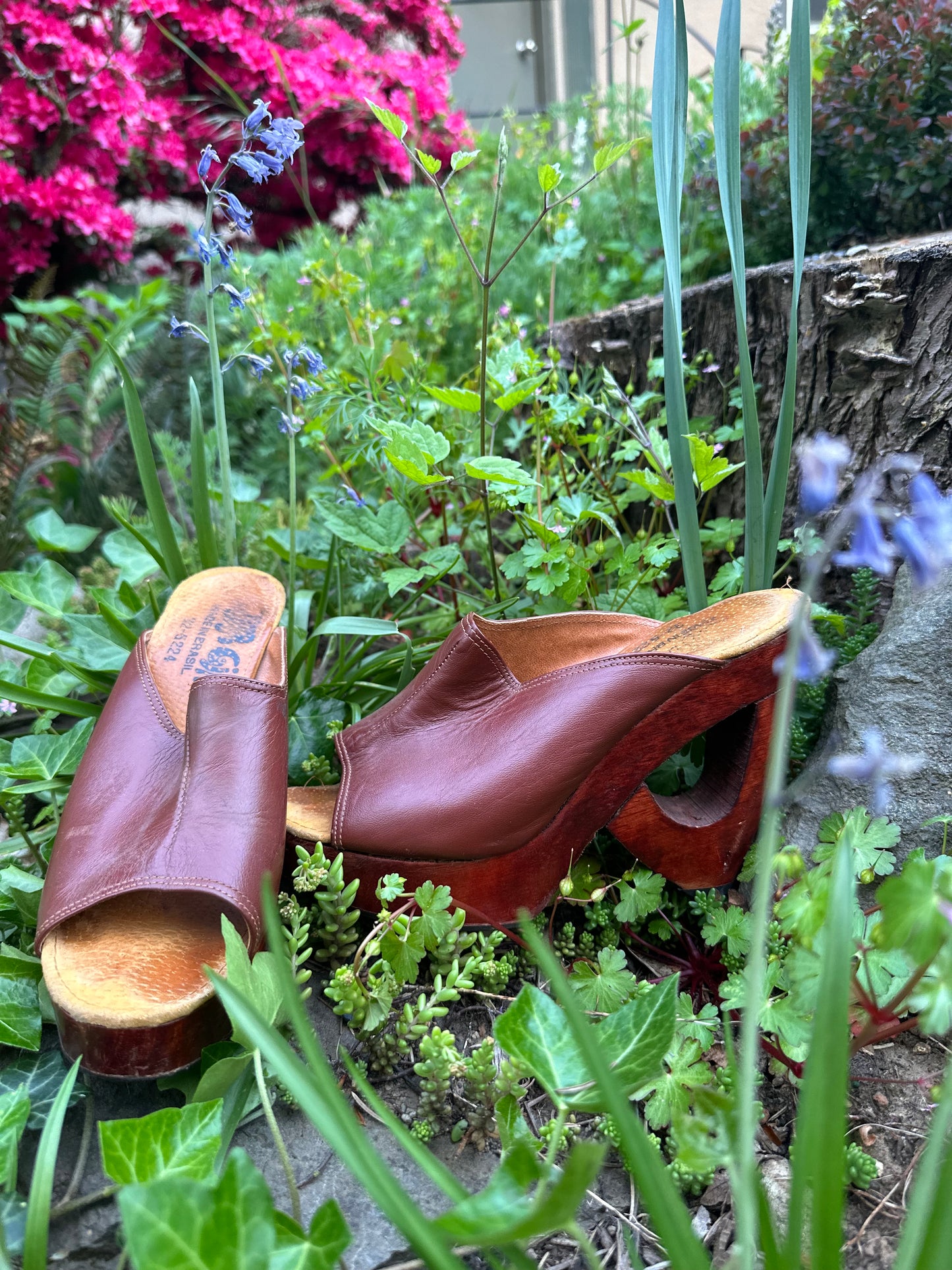 70s Brown Leather Clogs