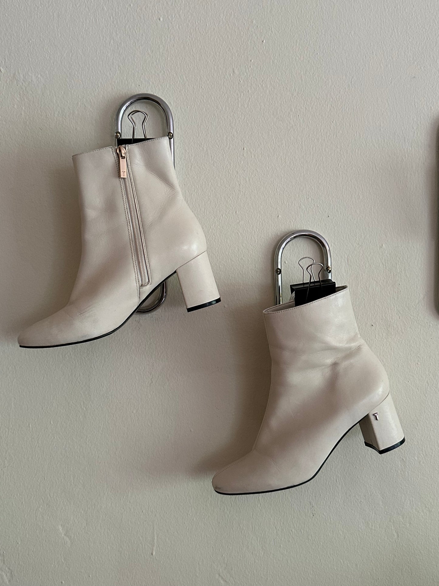 White Leather Neyomi Block Heel Ted Baker Boots