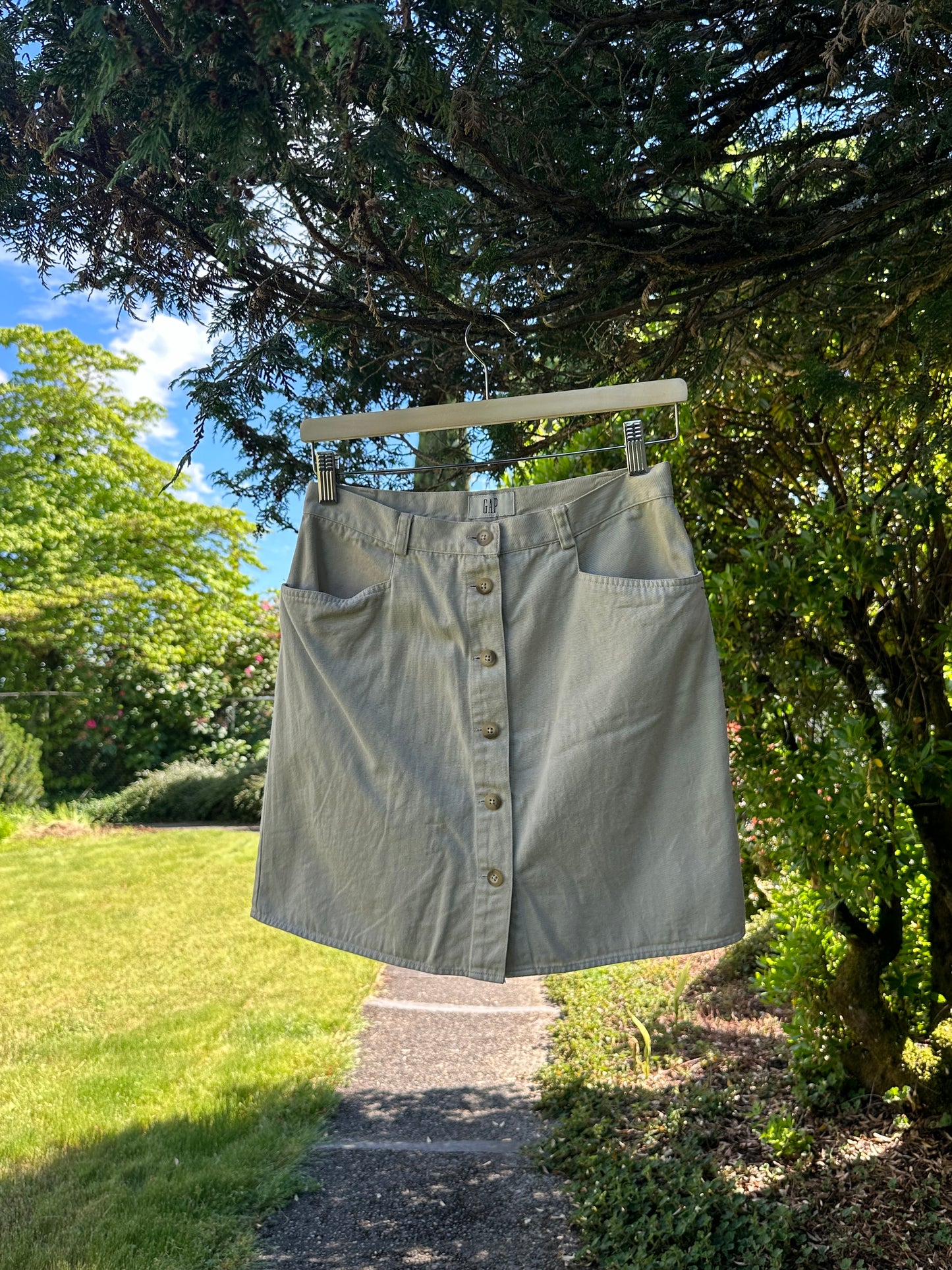 90s Tan Gap Skirt