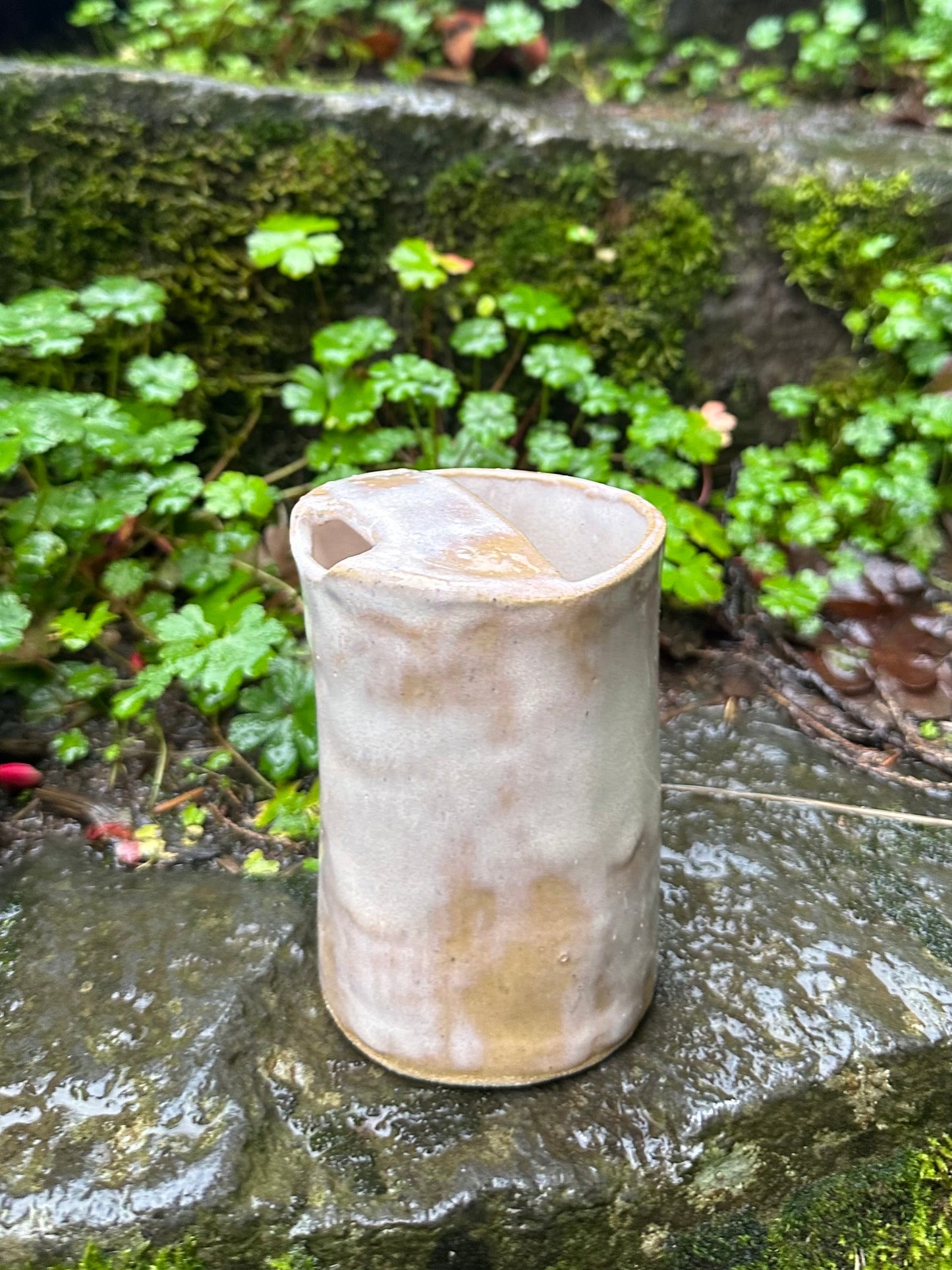 To go mug: milk and honey