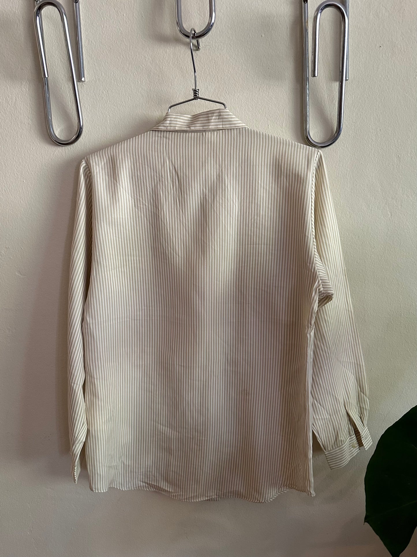 80s White and Tan Striped Blouse